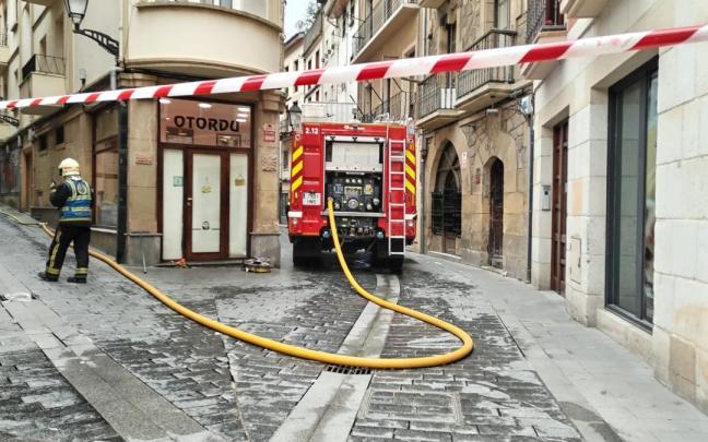 La calle Santxo Enea de Errenteria, donde se ha producido el incendio. N.G.