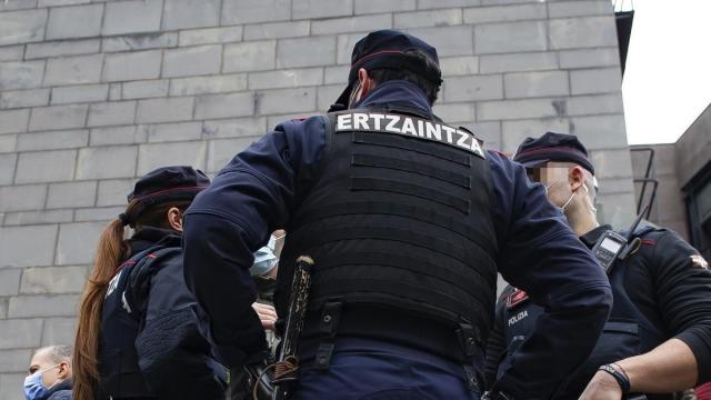Agentes de la Ertzaintza. EP