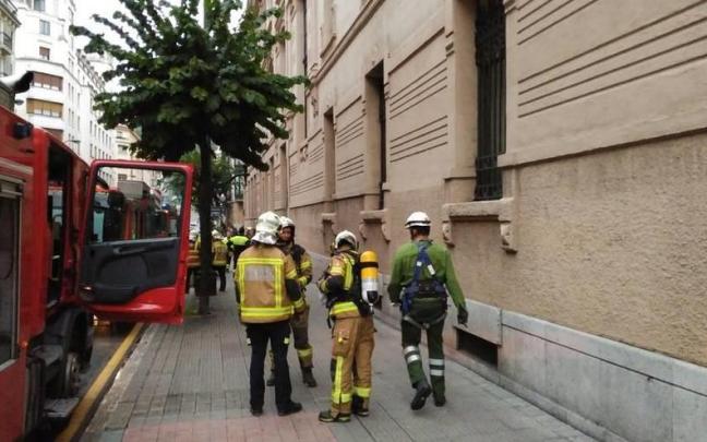 Imagen de la fachada del colegio Escolapios de Bilbao. ARCHIVO