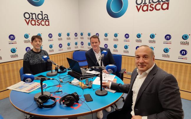 José Luis Mintegia y César Charro, expertos policiales en los estudios de ONDA VASCA José Luis Mintegia y César Charro, expertos policiales en los estudios de ONDA VASCA