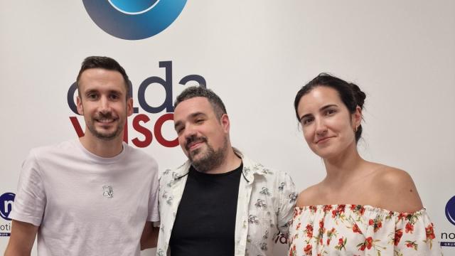 Willy Etxebarria con Iranzu Calvo y Oier Atxalandabaso