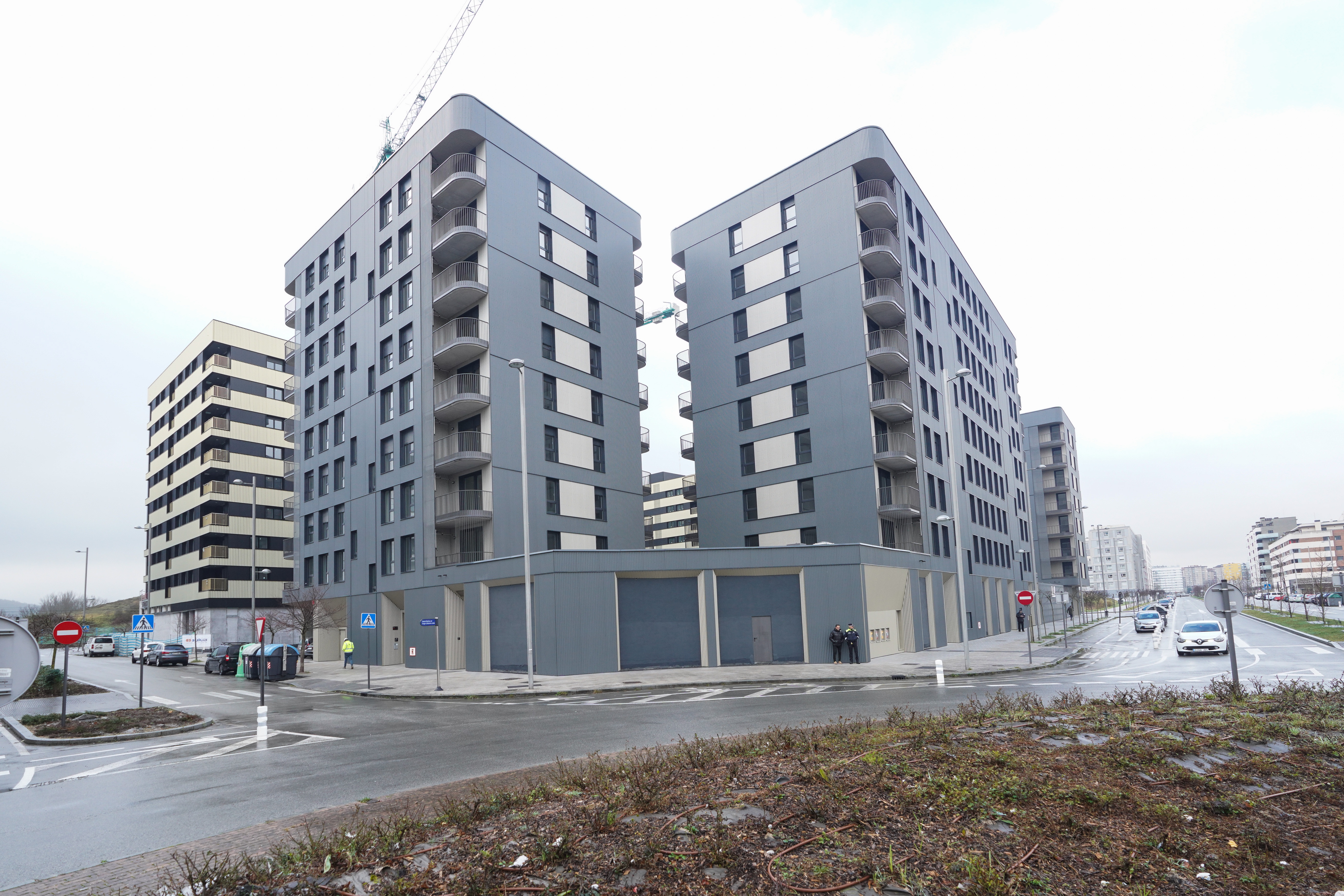 Vista general de la promoción de viviendas públicas, en Salburua, a 2 de febrero de 2024, en Salburua. Foto: Iñaki Berasaluce - Europa Press 
