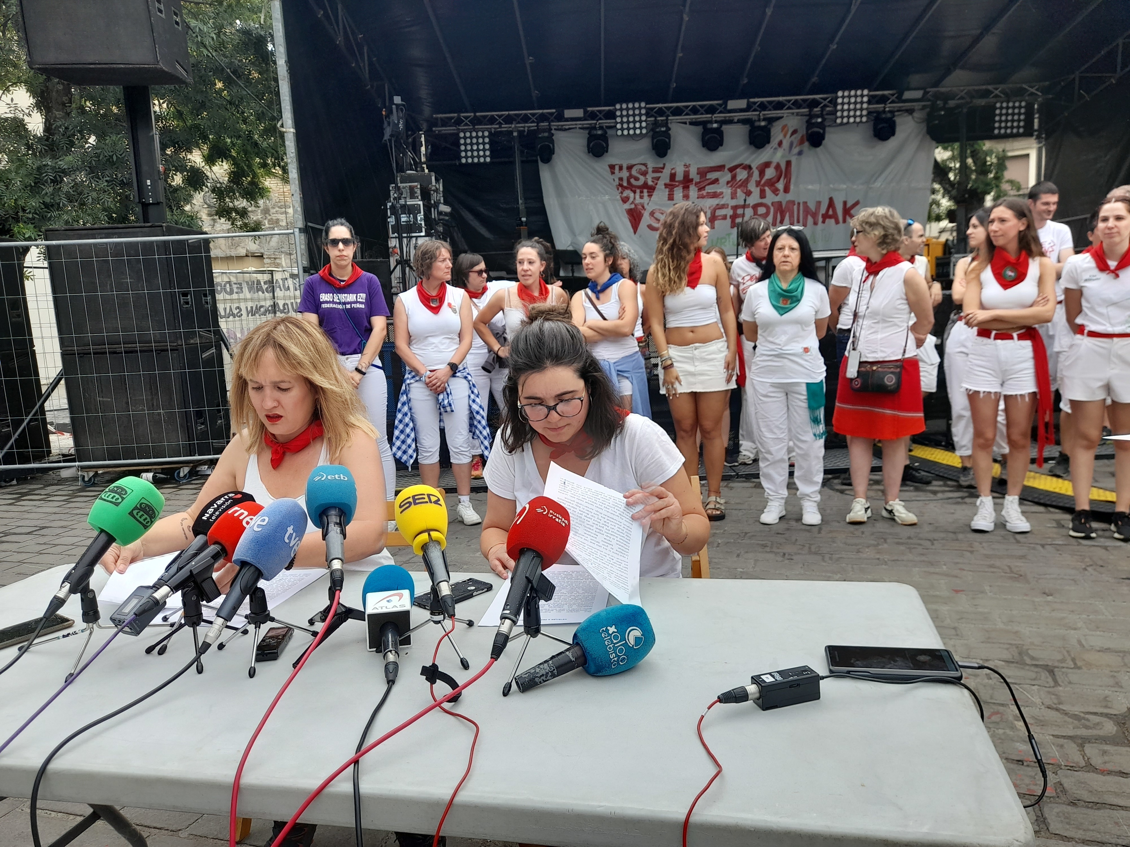 Imagen de la rueda de prensa del Movimiento Feminista en Pamplona. Foto: Europa Press