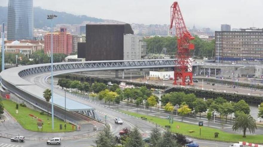 Imagen de archivo del Puente Euskalduna, Deia