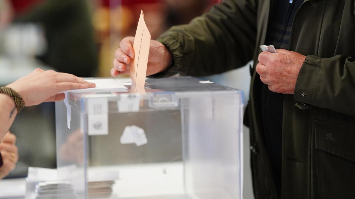 El voto ya está decidido. Pero ¿ha sido en soledad o con el consejo de una IA?