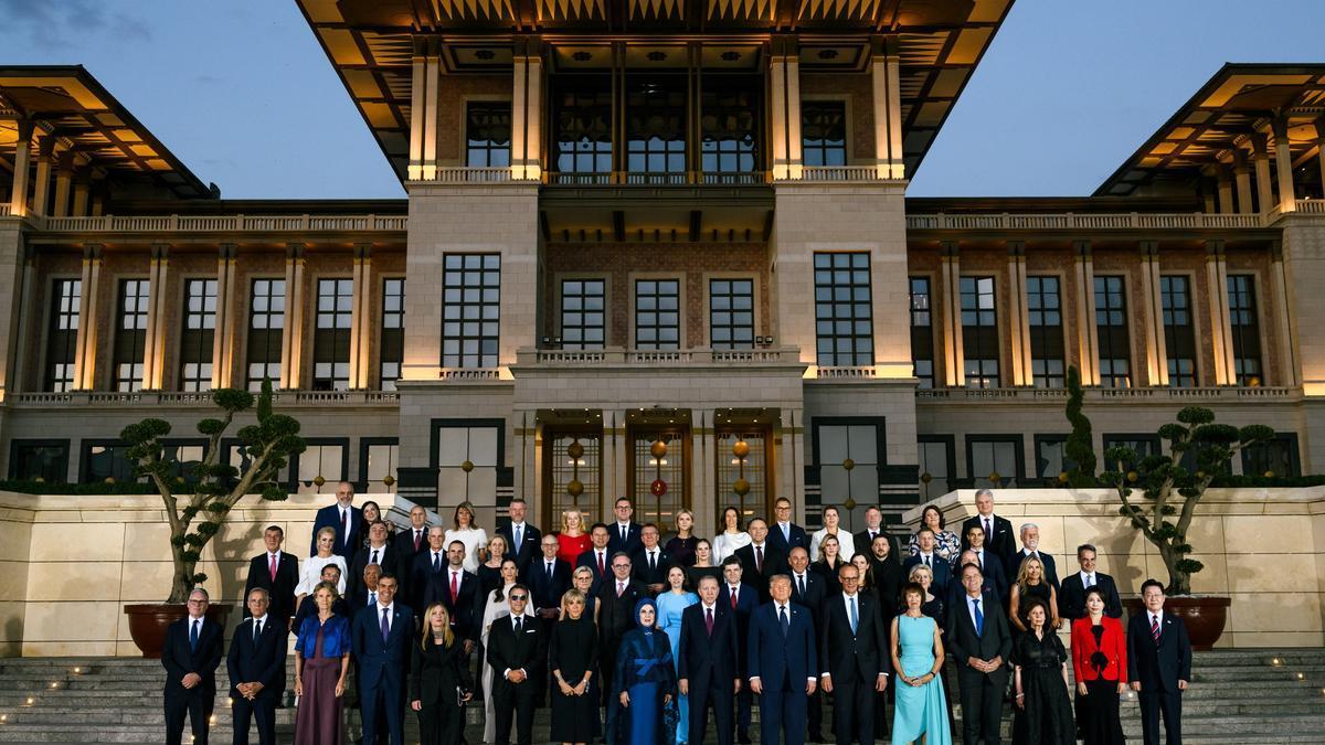 Foto de familia de la cumbre de la OTAN.
