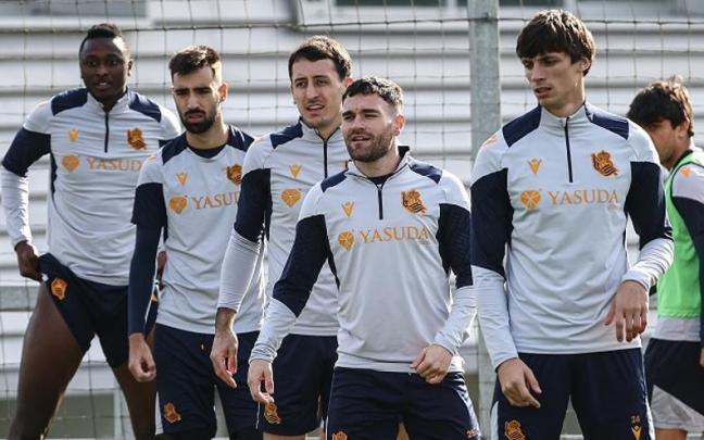 Instante de un entrenamiento en las instalaciones de Zubieta. / REAL SOCIEDAD