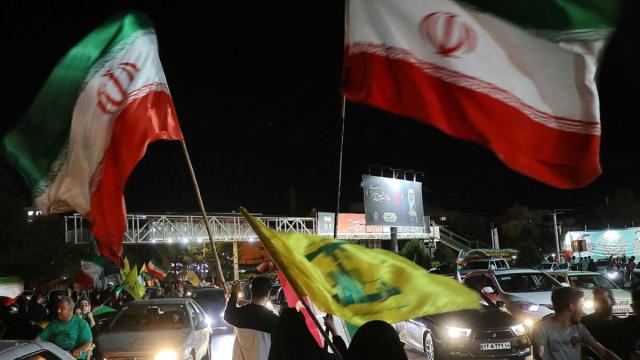 Decenas de seguidores de Hezbolá
