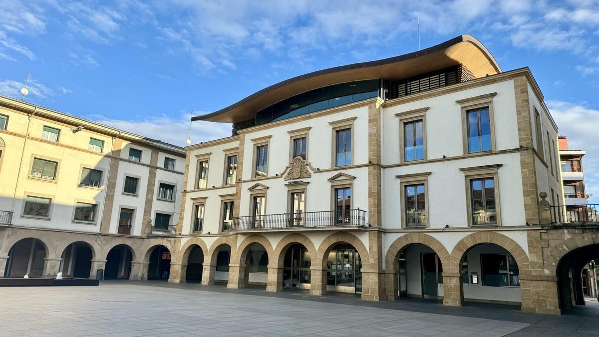 Zabalik dago dirulaguntza hauek eskatzeko epea