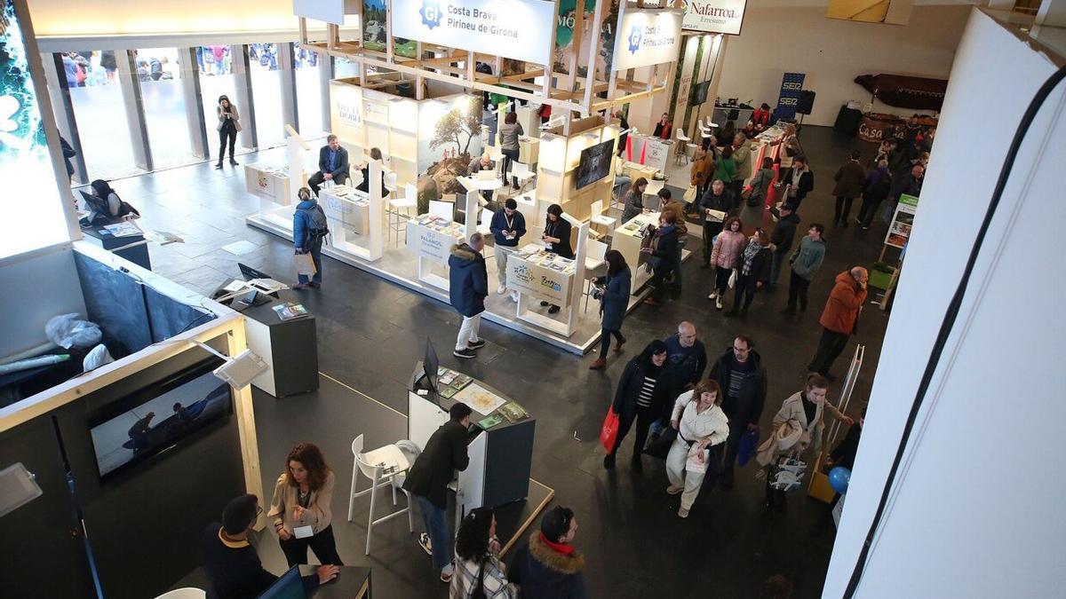 Stands de la Feria Internacional de Turismo de Navarra Navartur en Baluarte