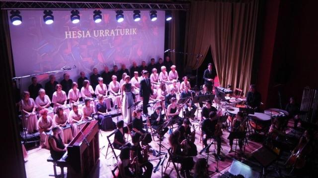 Sapere Aude Sinfonietta y San Pedro Abesbatza en la Musika Jaialdian de Zumaia de 2022.
