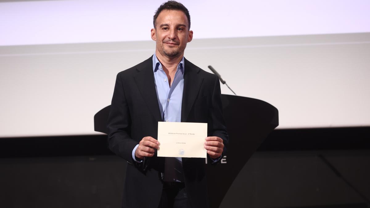 El director de cine y guionista Alejandro Amenábar anuncia que la película ‘La bola negra’ representará a España en los Oscar.