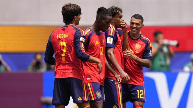 Ferran Torres, Nico Williams y Lamine Yamal estarán en las semifinales del Mundial, lo que obligará a retrasar el estreno liguero de sus clubes.