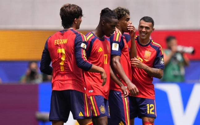 Ferran Torres, Nico Williams y Lamine Yamal estarán en las semifinales del Mundial, lo que obligará a retrasar el estreno liguero de sus clubes.