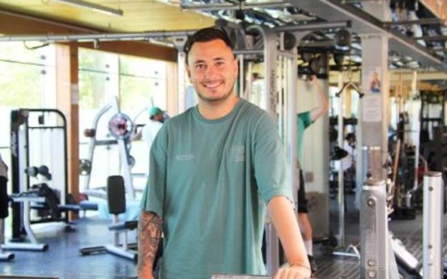 Iker Txertudi en la máquinas que se renovarán de Landako Gunea II