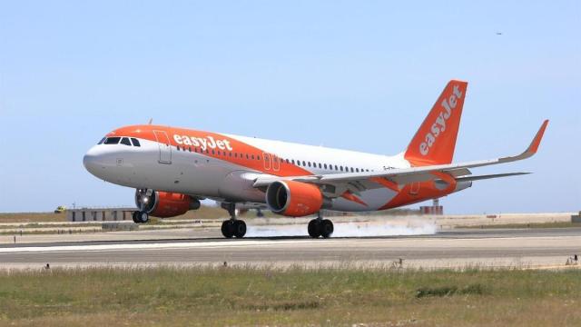 Un avión de EasyJet.