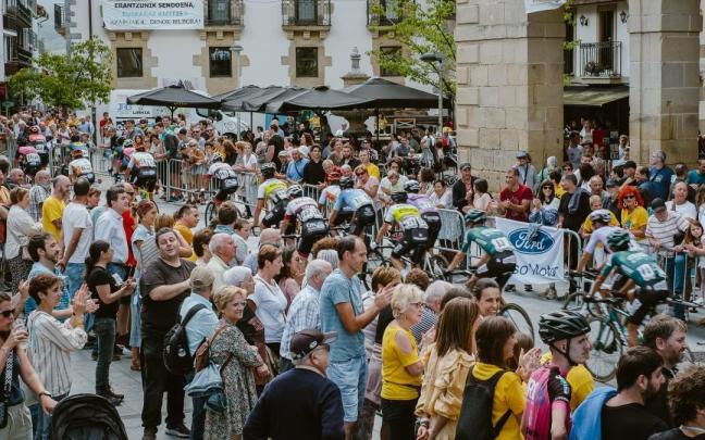 Txirrindulari froga bat xanistebanetan