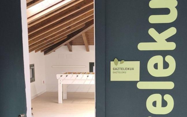Entrada a Gazteleku de Artziniega en la Kultur Etxea
