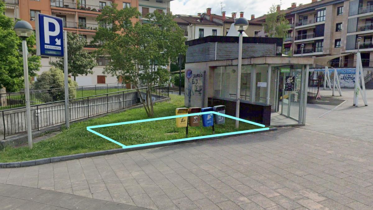 Marcado en verde el espacio donde se ubicará el baño público en Kalegoiena.