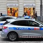 Vehículos de la Policía Municipal en Bilbao. Pankra Nieto