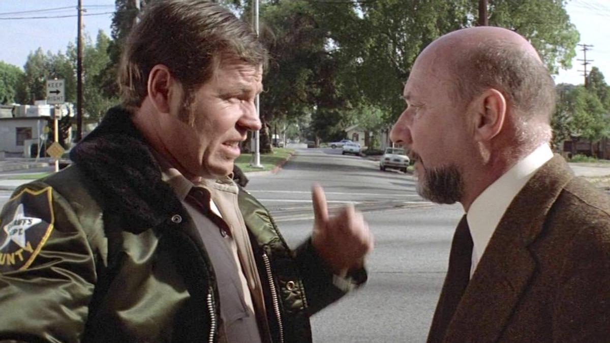 Charles Cyphers (i) junto Donald Pleasence en 'Halloween' (1978).