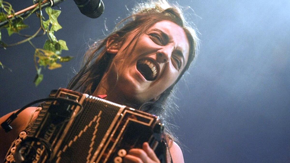 Josune Arakistain, miembro del grupo Huntza.