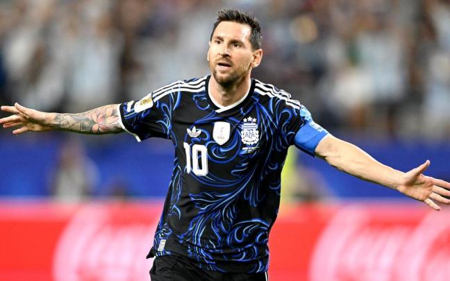 Leo Messi celebrando su gol frente a Jordania en el Mundial 2026.