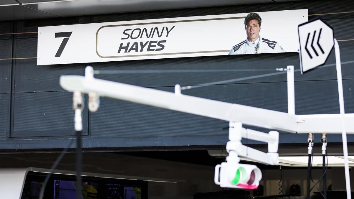 Brad Pitt da vida a un piloto llamado Sonny Hayes en la película.