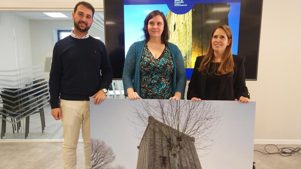 Adrián Busto, Aitziber Oliban y Verónica Quintanilla.