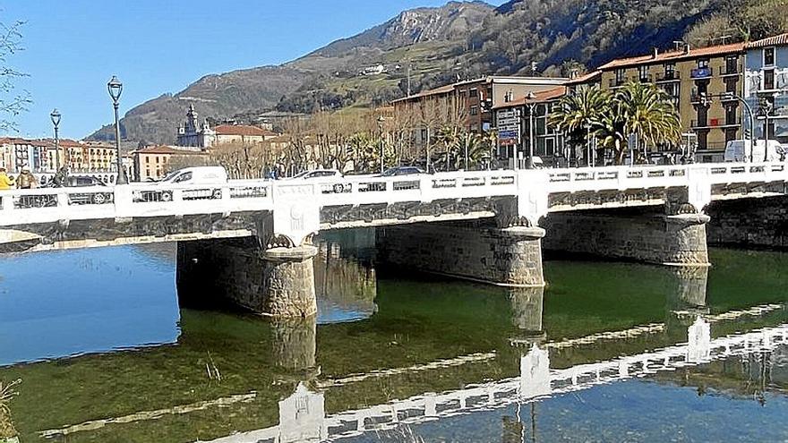 Puente Nuevo, que será derribado según el proyecto de URA. | FOTO: M.S.S.