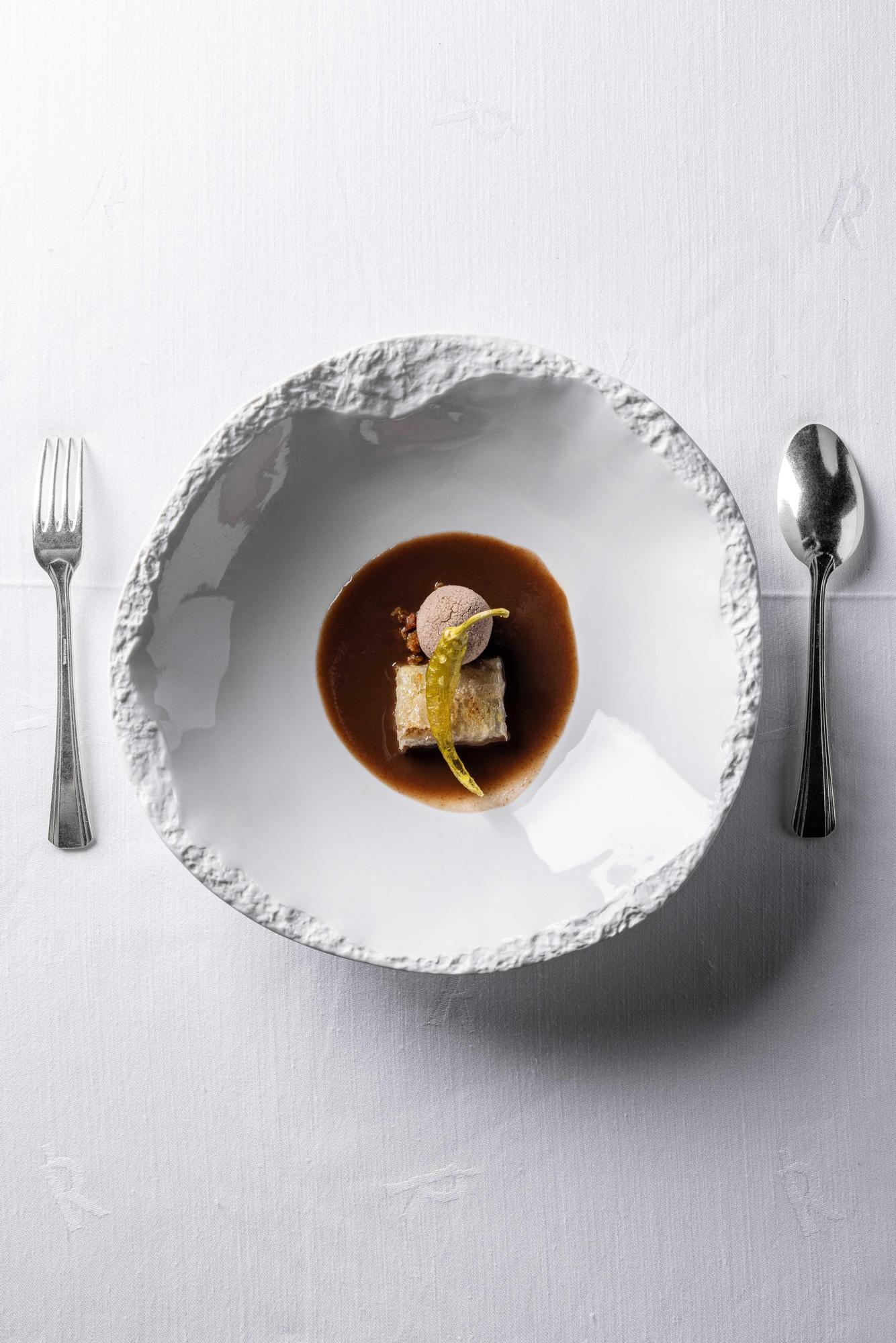 'Mochi' de Alubia de Tolosa, acompañamientos y sopa.