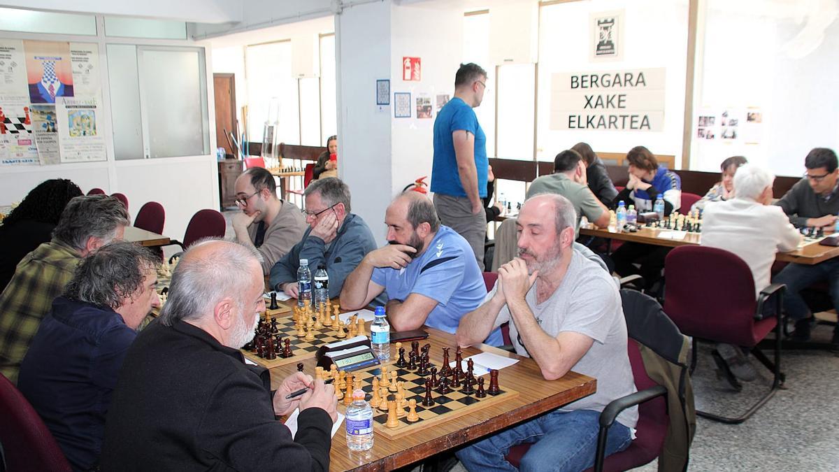 Jugadores concentrados durante las partidas disputadas.