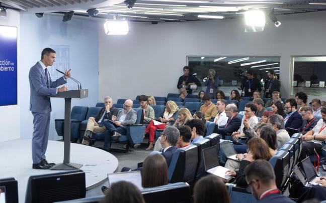 El presidente del Gobierno, Pedro Sánchez, durante una rueda de prensa posterior al Consejo de Ministros, en el Palacio de la Moncloa.