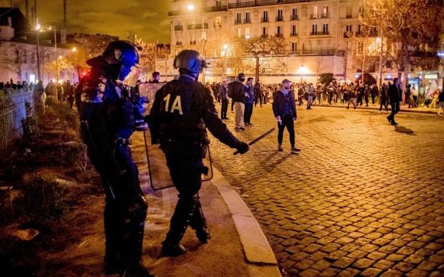 Nueva noche de protestas en París. Nueva noche de protestas en París.
