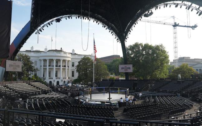 'La Garra', el ring instalado junto a la Casa Blanca.