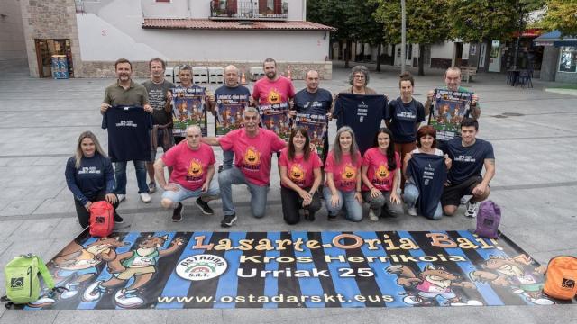 Presentación de Lasarte-Oria Bai! Kros Herrikoia