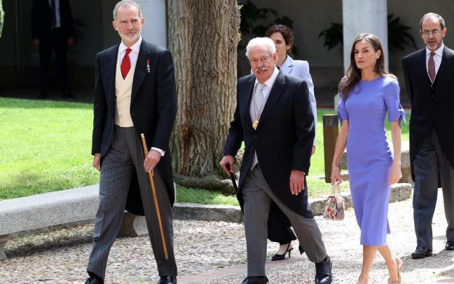 Gonzalo Celorio recibe emocionado el Premio Cervantes 2025.