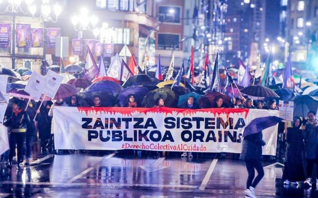 Las capitales vascas han sido escenario de manifestaciones multitudinarias por la huelga feminista.
