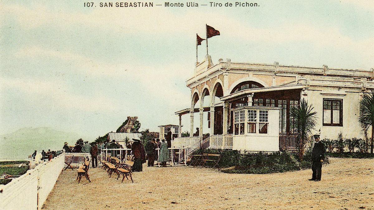 Postal antigua de las instalaciones de tiro, inauguradas en 1909.