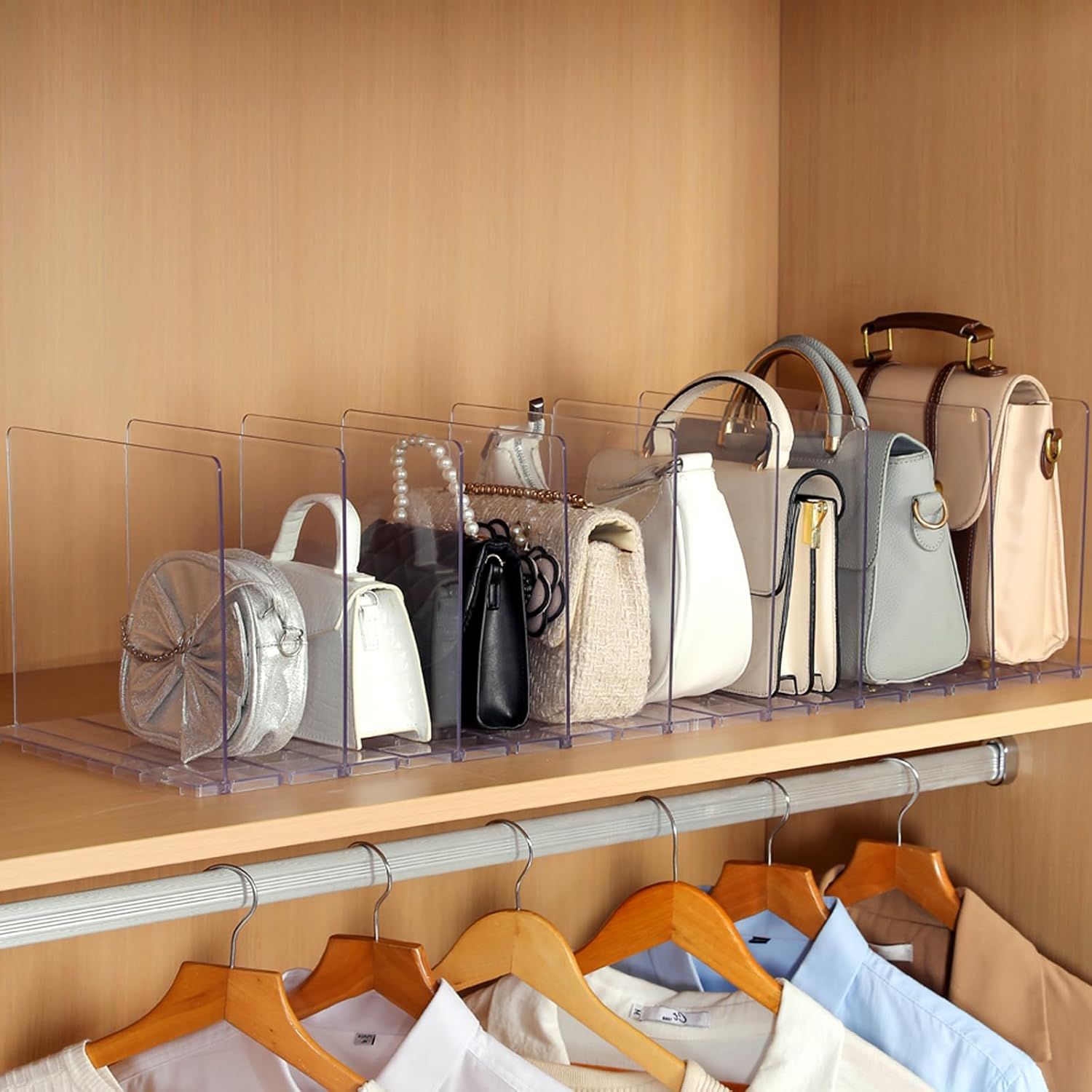 Separador con diferentes medidas para bolsos.