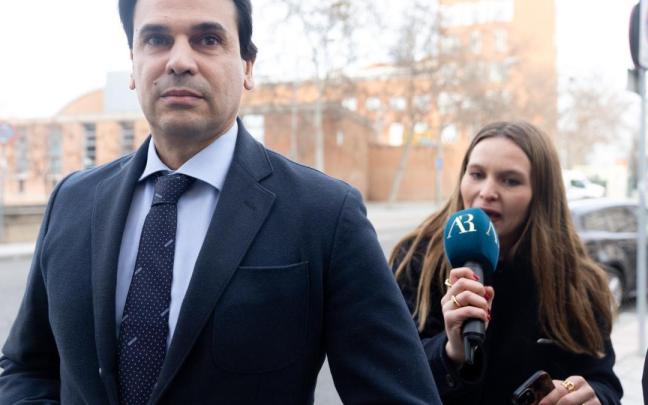 Alberto González Amador, a la salida de los juzgados de Plaza Castilla, en Madrid