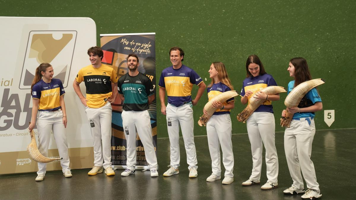 En imágenes: Presentación del Bilbao Iron Cup de cesta punta.