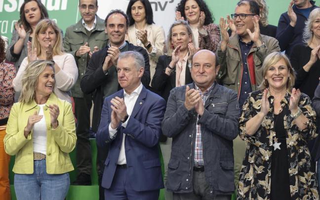 Amaia del Campo, junto a Iñigo Urkullu, Andoni Ortuzar e Itxaso Atutxa Amaia del Campo, junto a Iñigo Urkullu, Andoni Ortuzar e Itxaso Atutxa