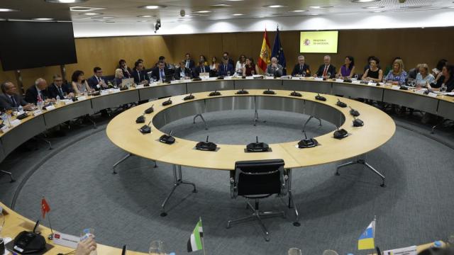 El ministro de Hacienda, Arcadi España, se ha reunido este lunes con las comunidades autónomas en el Consejo de Política Fiscal y Financiera.