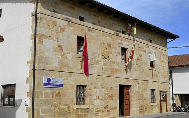 El Ayuntamiento de Zalduondo.