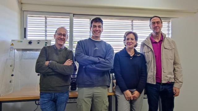 Los investigadores de la Universidad de Almería que han participado en la investigación sobre la malaria