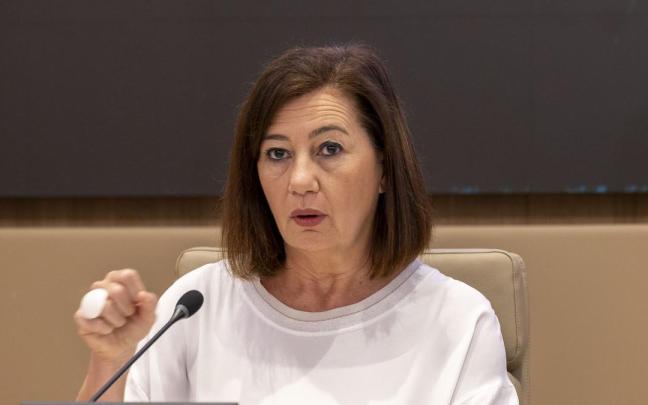 La presidenta del Congreso, Francina Armengol, durante al comisión de investigación en el Parlament balear. / EFE La presidenta del Congreso, Francina Armengol, durante al comisión de investigación en el Parlament balear.