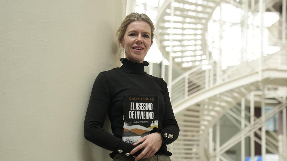 La escritora, ingeniera y psicóloga Greta Alonso deja atrás el anonimato.