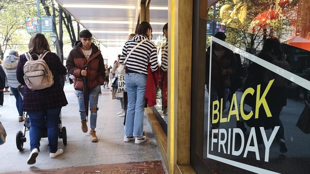 La campaña navideña comenzará con el 'Black Friday'.