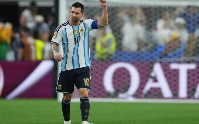 Messi celebra su gol ante Austria.